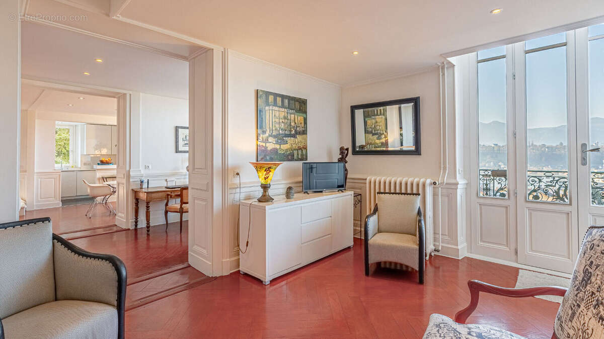 Appartement à AIX-LES-BAINS
