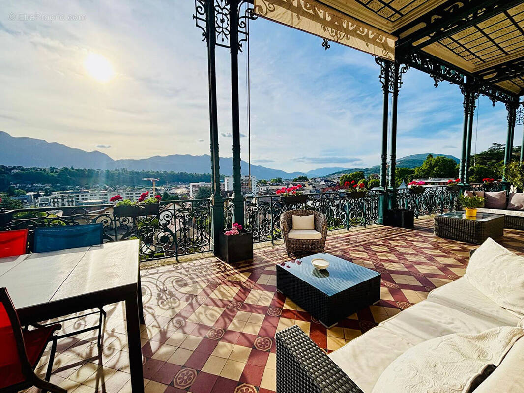 Appartement à AIX-LES-BAINS