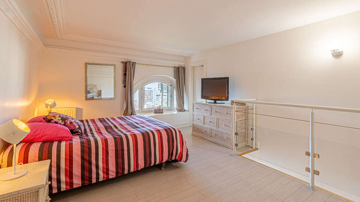 Appartement à AIX-LES-BAINS