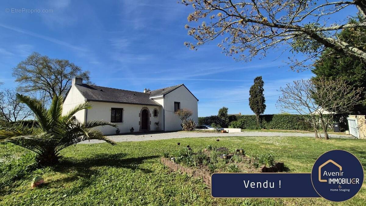 Maison à LA CHAPELLE-LAUNAY