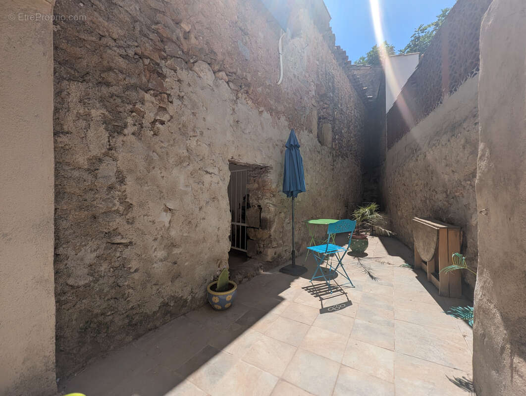 Maison à PUISSERGUIER