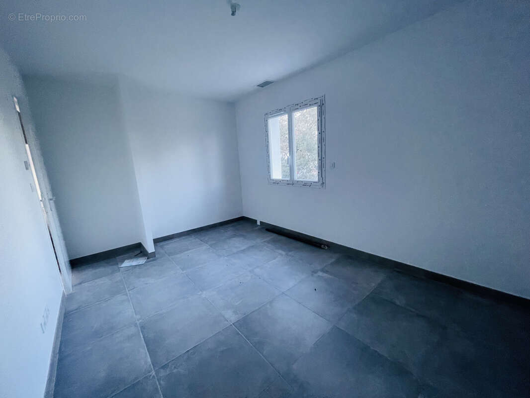 Maison à SAINT-ALBAN-AURIOLLES