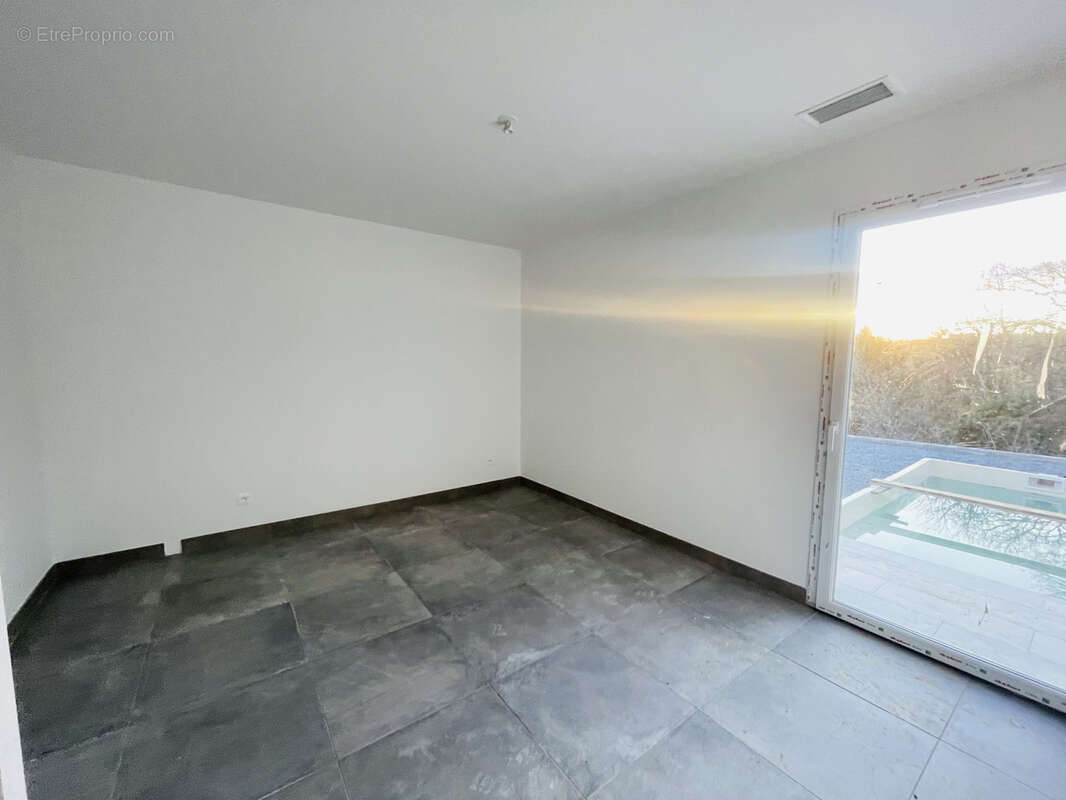 Maison à SAINT-ALBAN-AURIOLLES