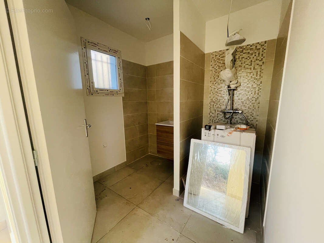 Maison à SAINT-ALBAN-AURIOLLES