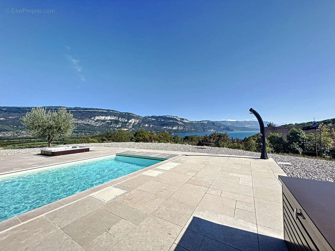 Maison à CHINDRIEUX