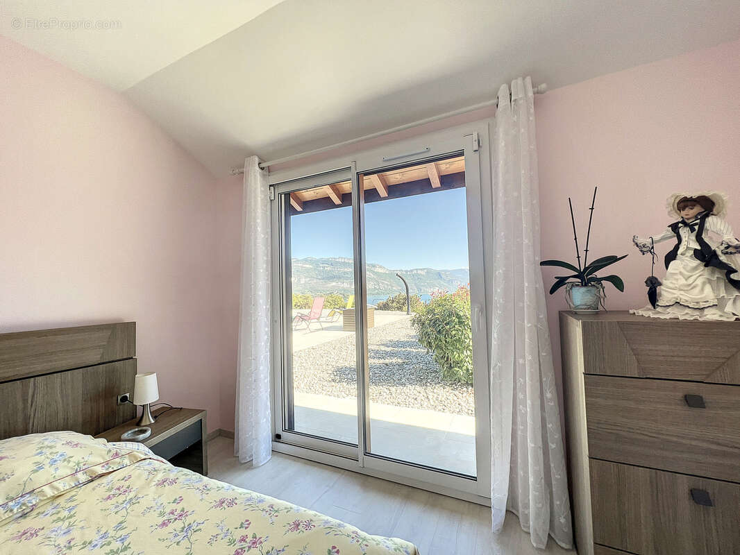 Maison à CHINDRIEUX