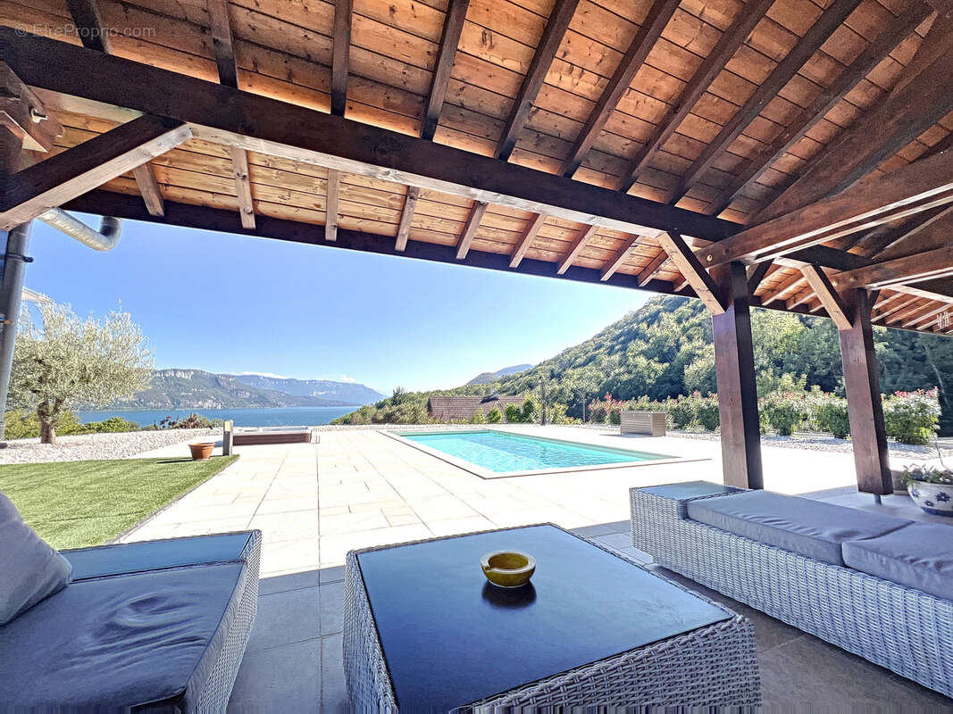 Maison à CHINDRIEUX