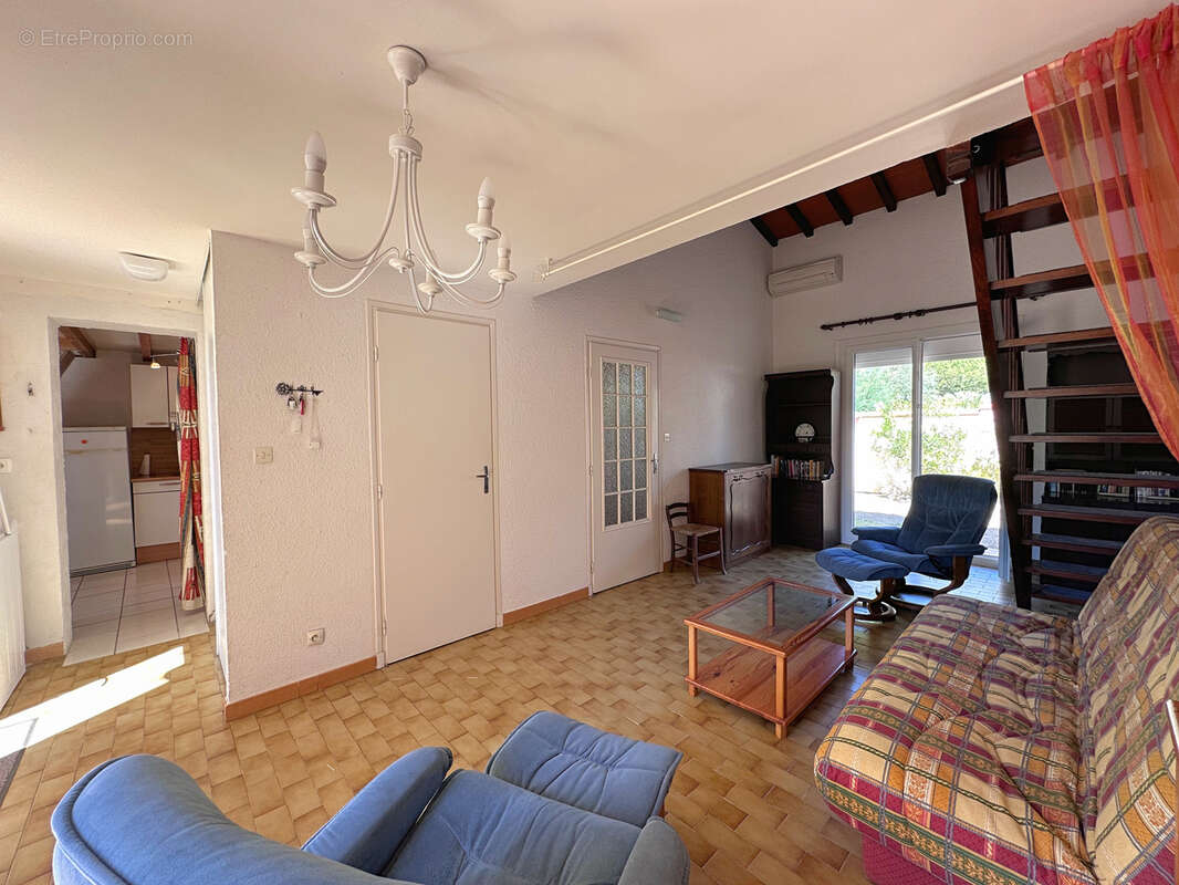 Maison à SAINT-CYPRIEN