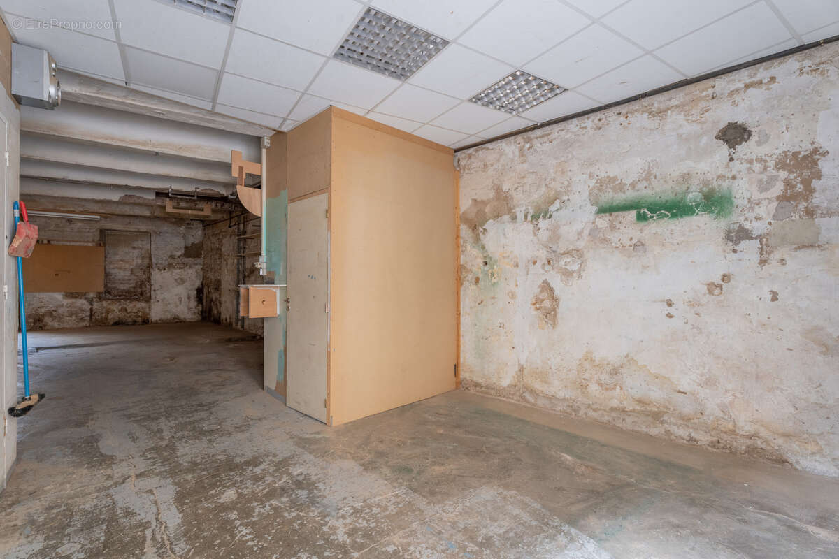 Commerce à MARSEILLE-5E