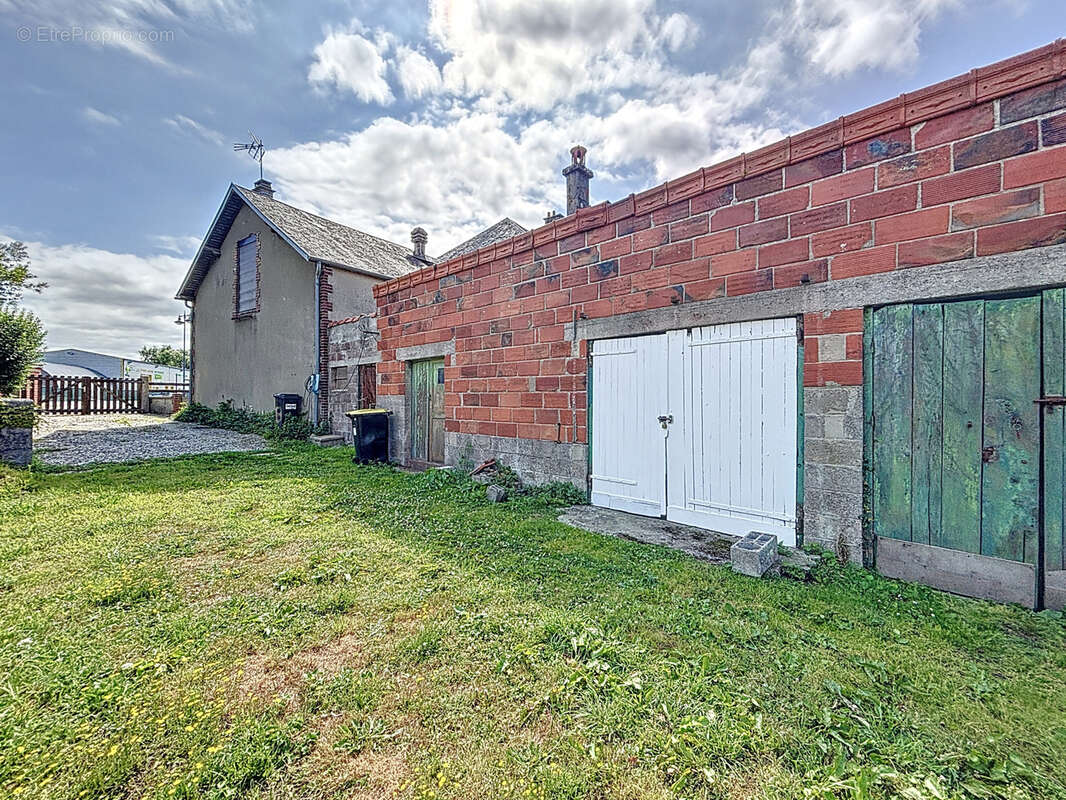 Maison à SAINTE-MARGUERITE-D&#039;ELLE