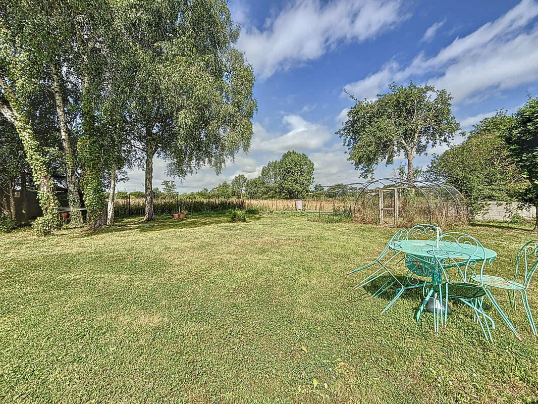 Maison à SAINTE-MARGUERITE-D&#039;ELLE