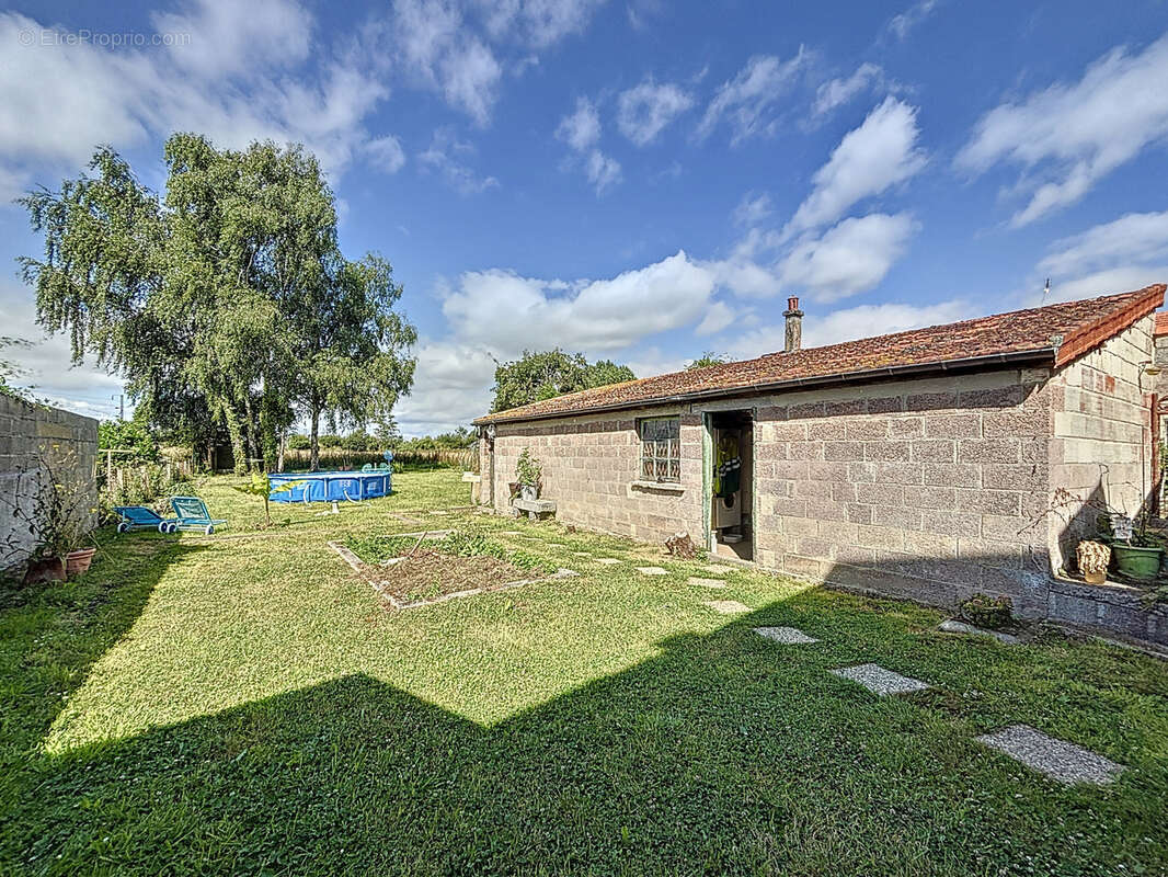 Maison à SAINTE-MARGUERITE-D&#039;ELLE