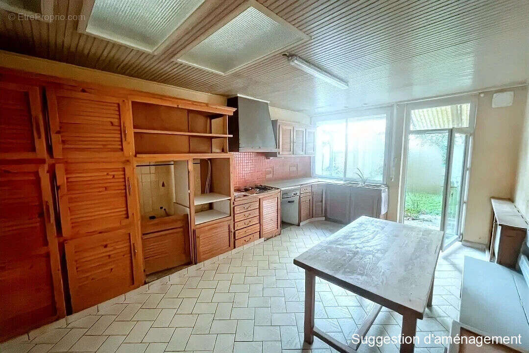 Maison à BOURNEZEAU