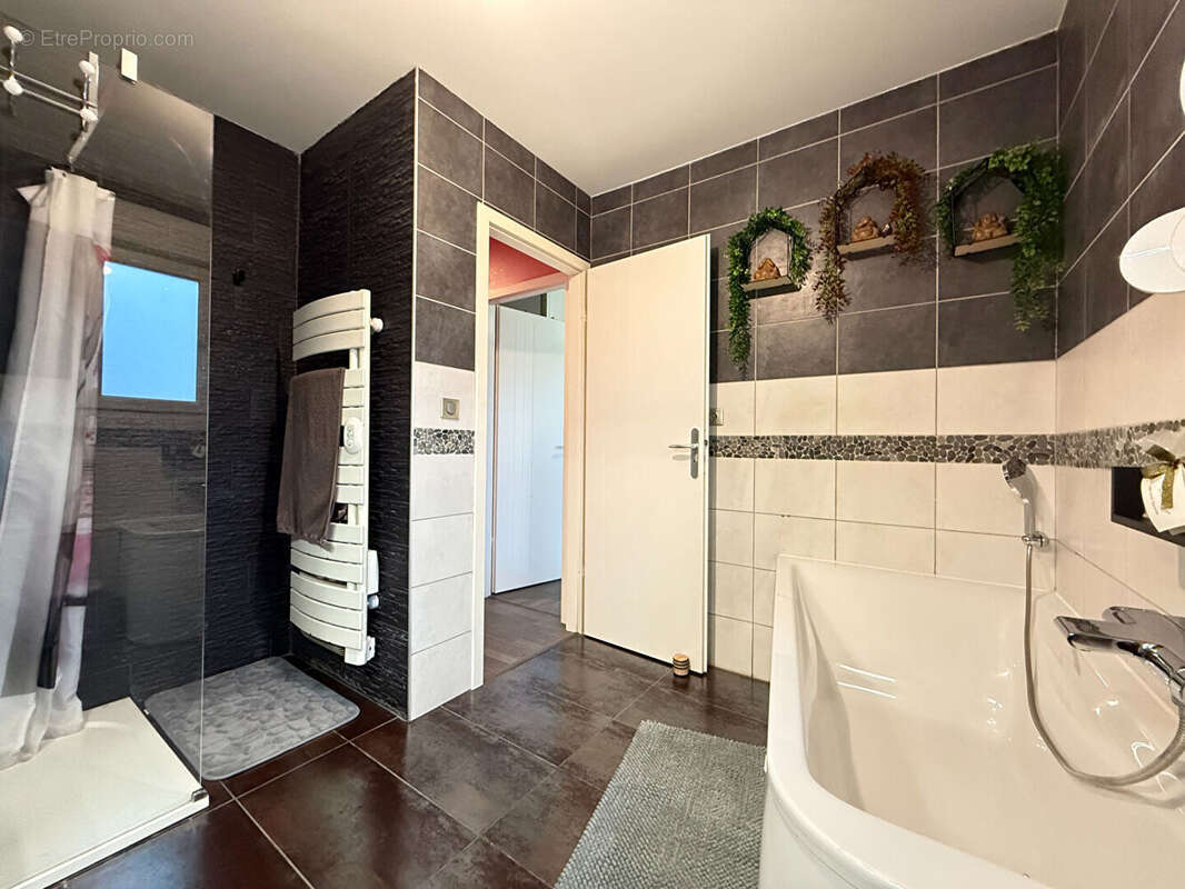 Maison à BLAINVILLE-SUR-L&#039;EAU