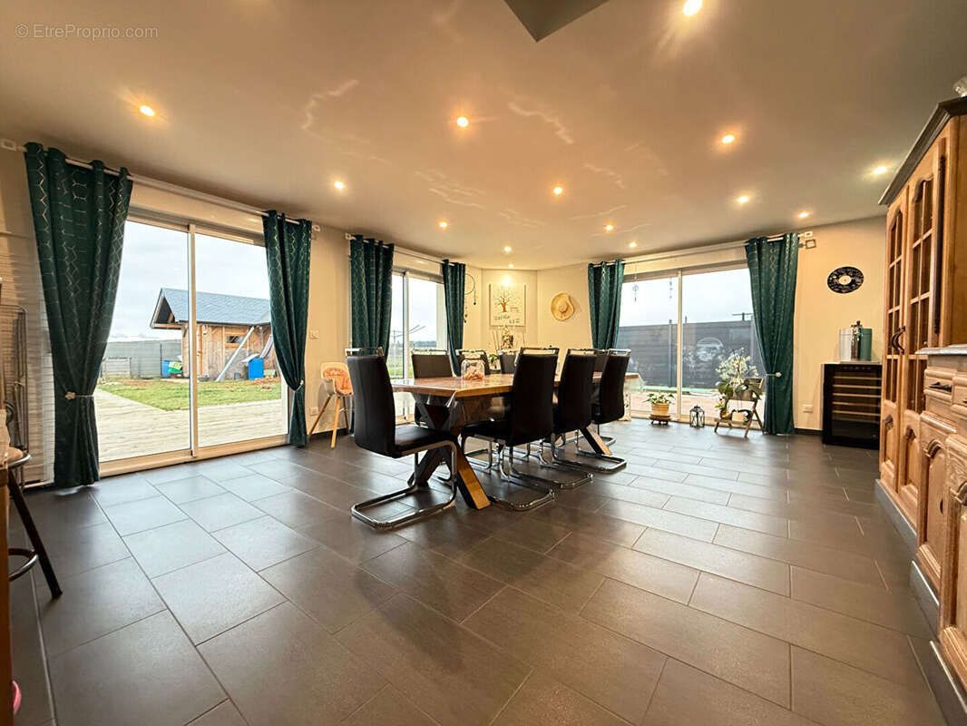 Maison à BLAINVILLE-SUR-L&#039;EAU