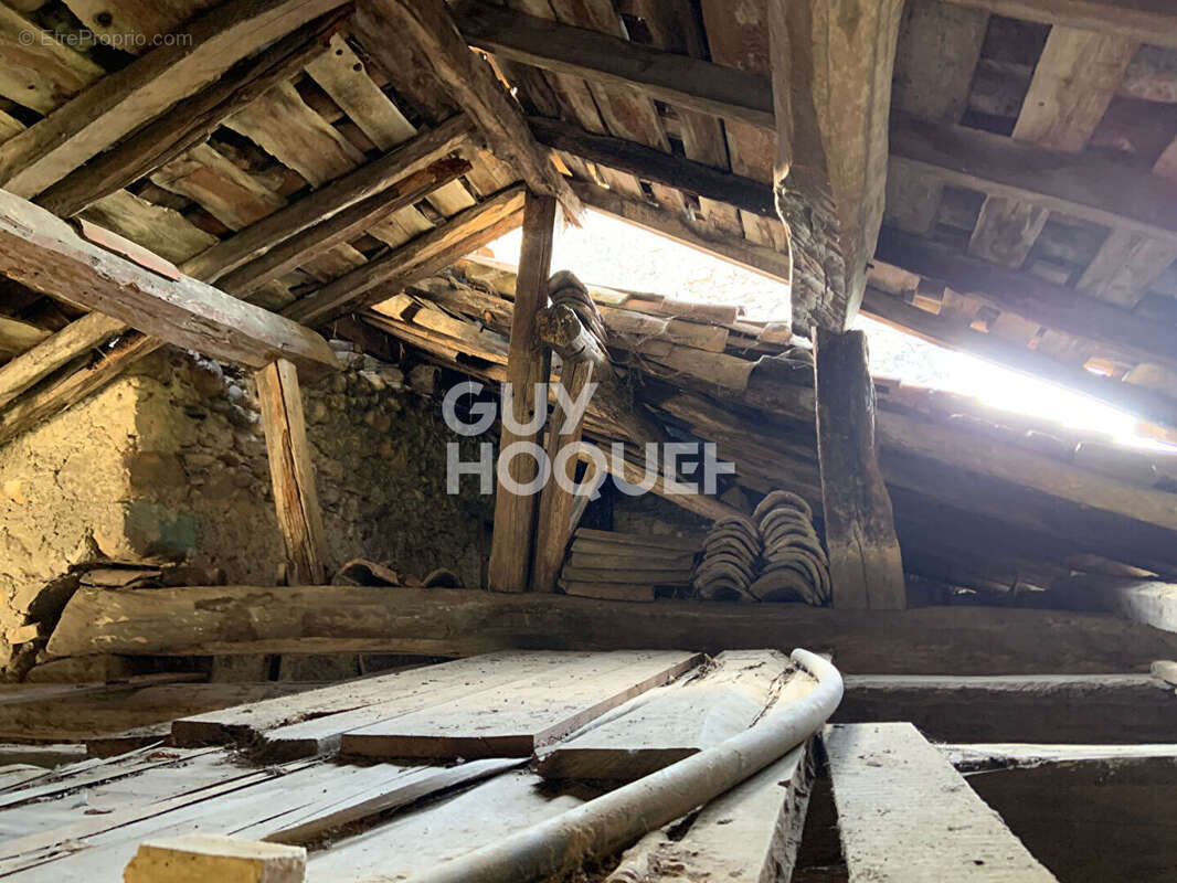 Maison à CHAPAREILLAN