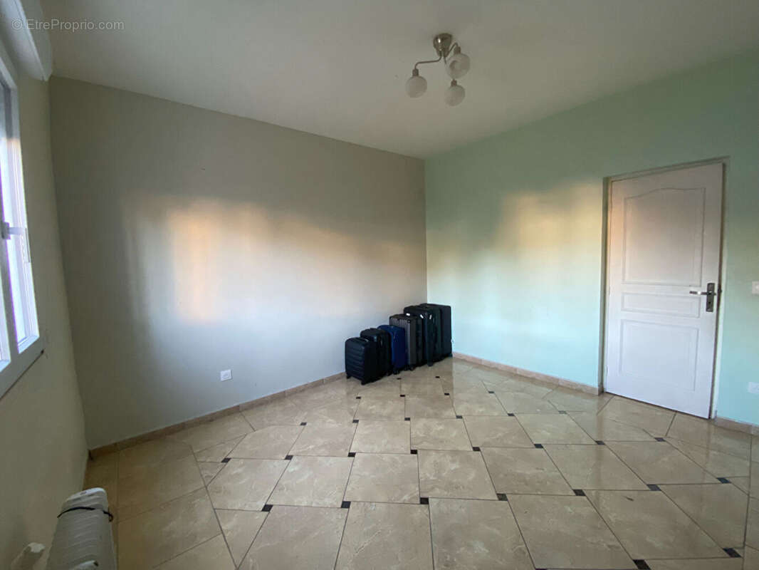 Maison à LE BLANC-MESNIL