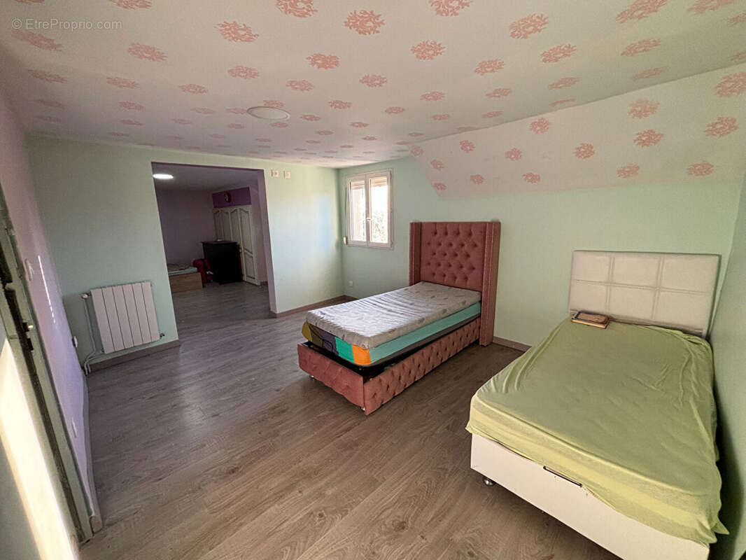 Maison à LE BLANC-MESNIL