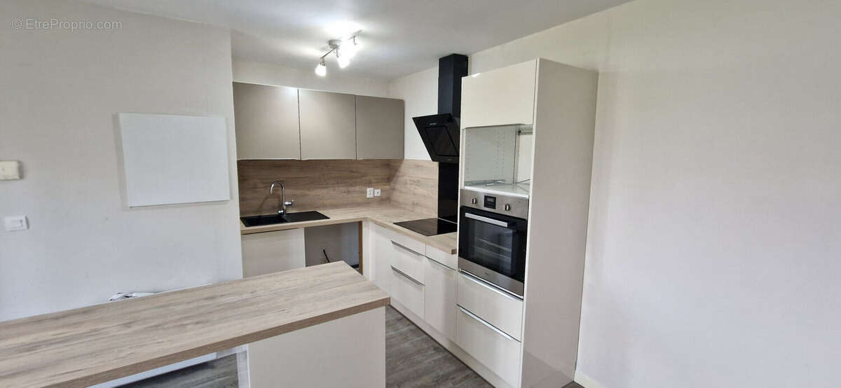 Appartement à SAINT-LOUIS-DE-MONTFERRAND