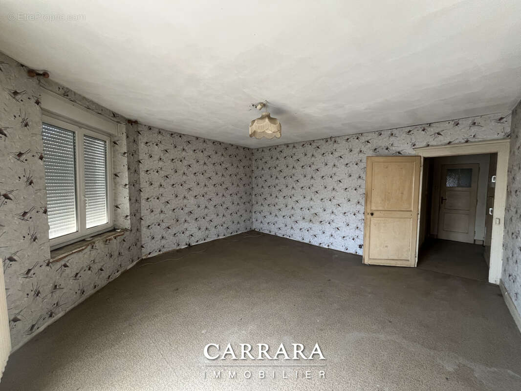 Maison à SERVIGNY-LES-RAVILLE