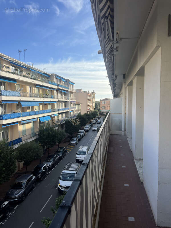 Appartement à BEAULIEU-SUR-MER