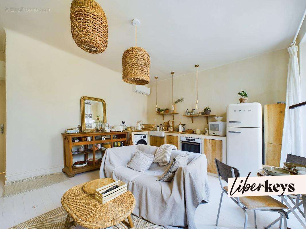 Appartement à MARSEILLE-6E