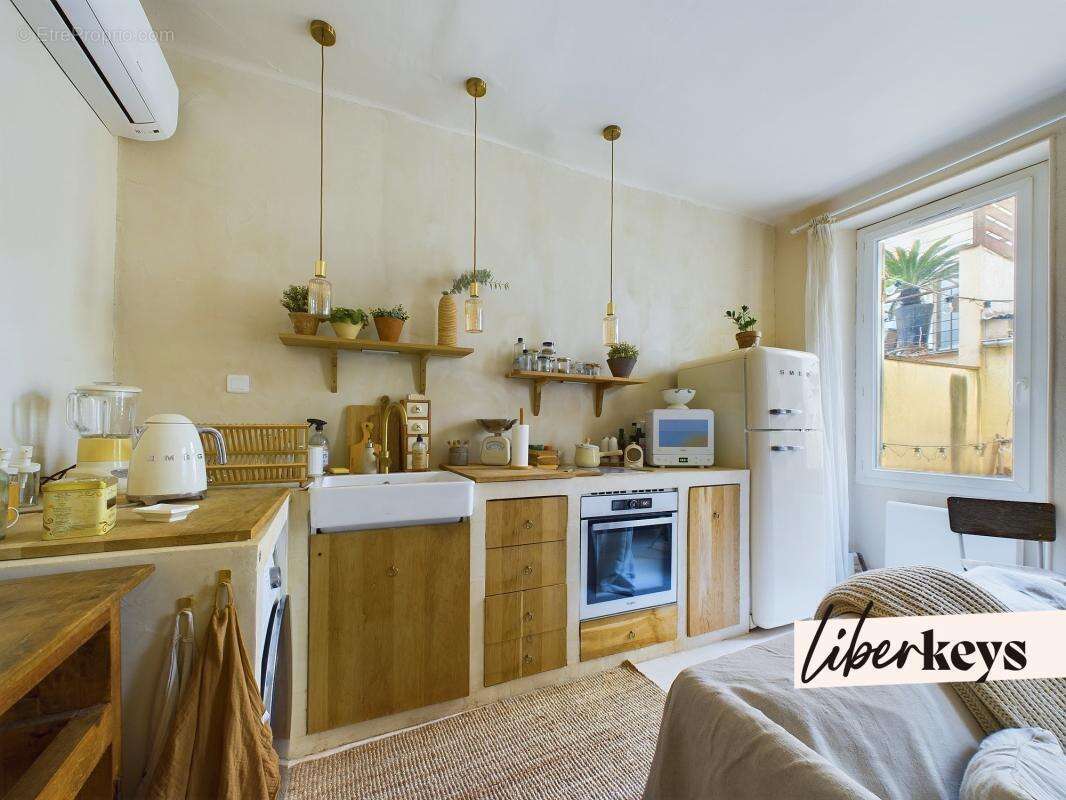 Appartement à MARSEILLE-6E