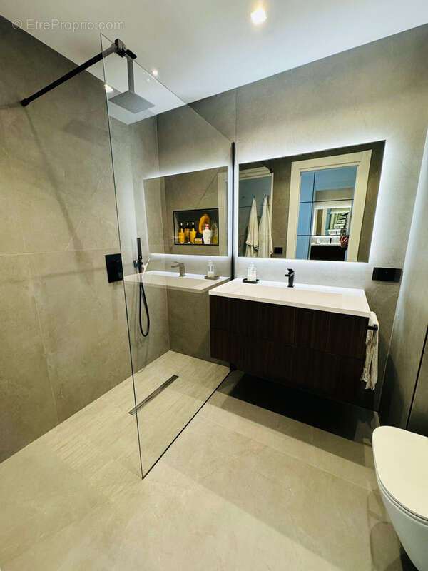 Appartement à COGOLIN