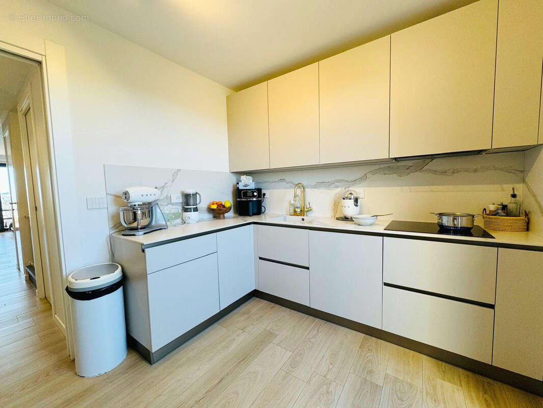 Appartement à COGOLIN