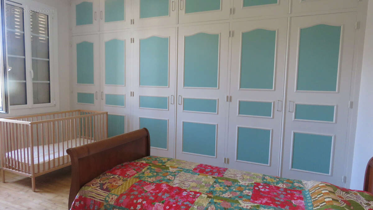 Maison à CHERVEIX-CUBAS