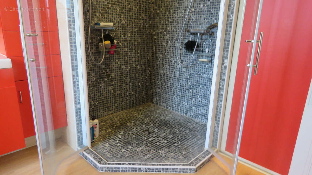 Maison à CHERVEIX-CUBAS