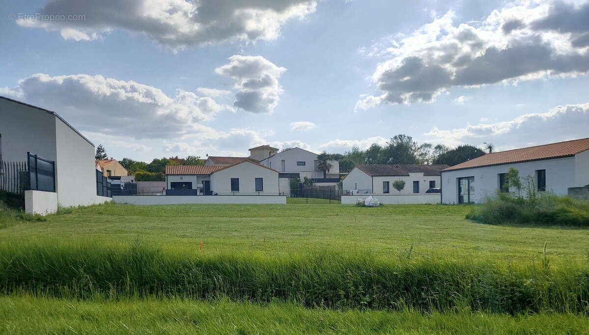 Terrain à BREUILLET