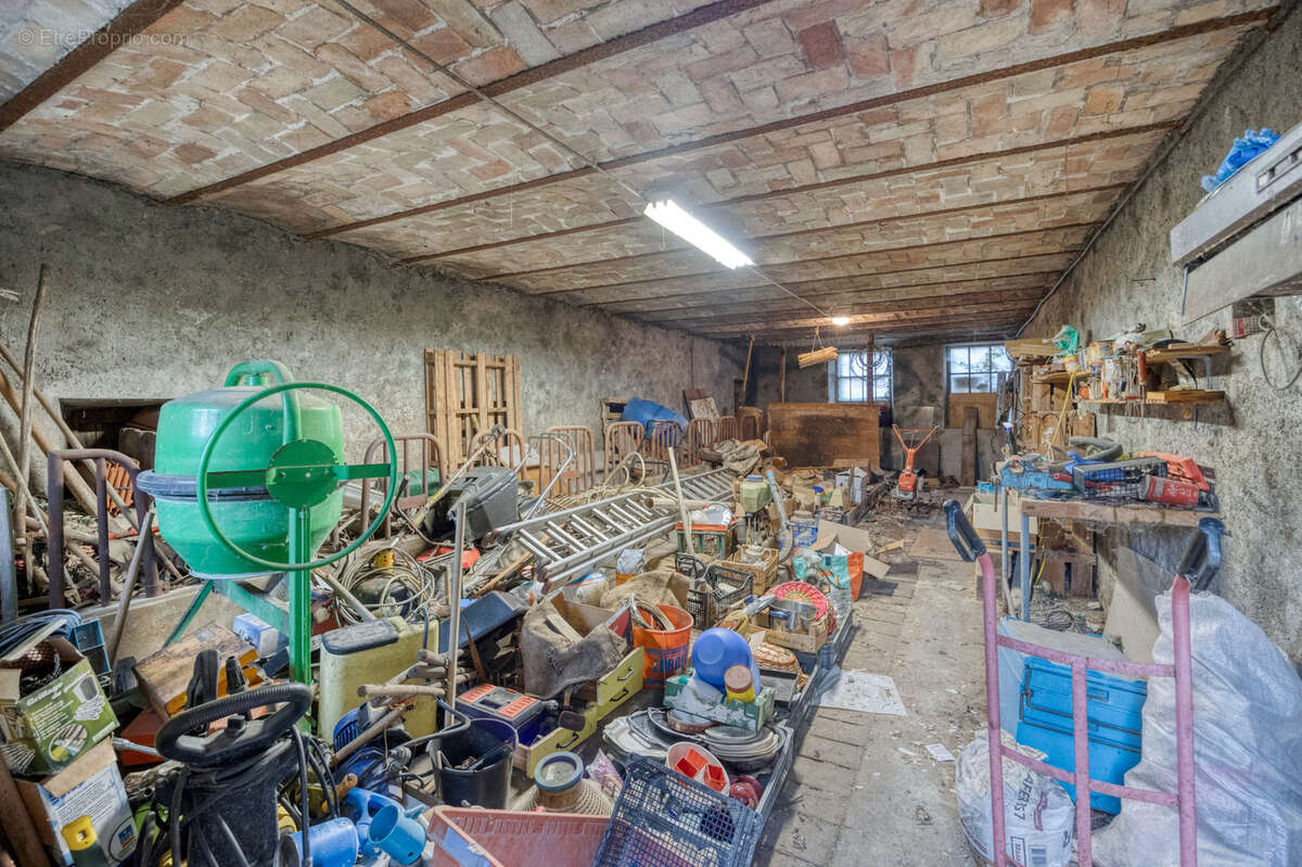 Maison à SAINT-VINCENT-DE-MERCUZE