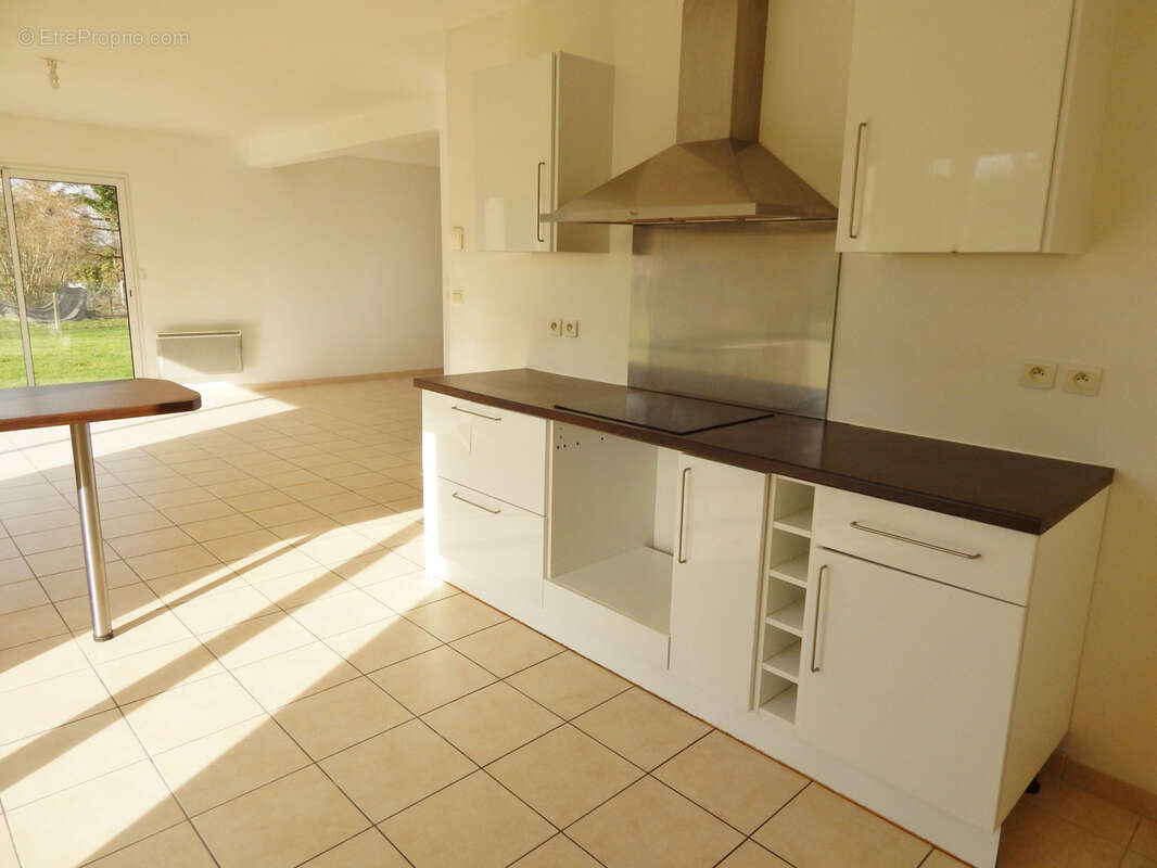 Maison à BOURNEVILLE