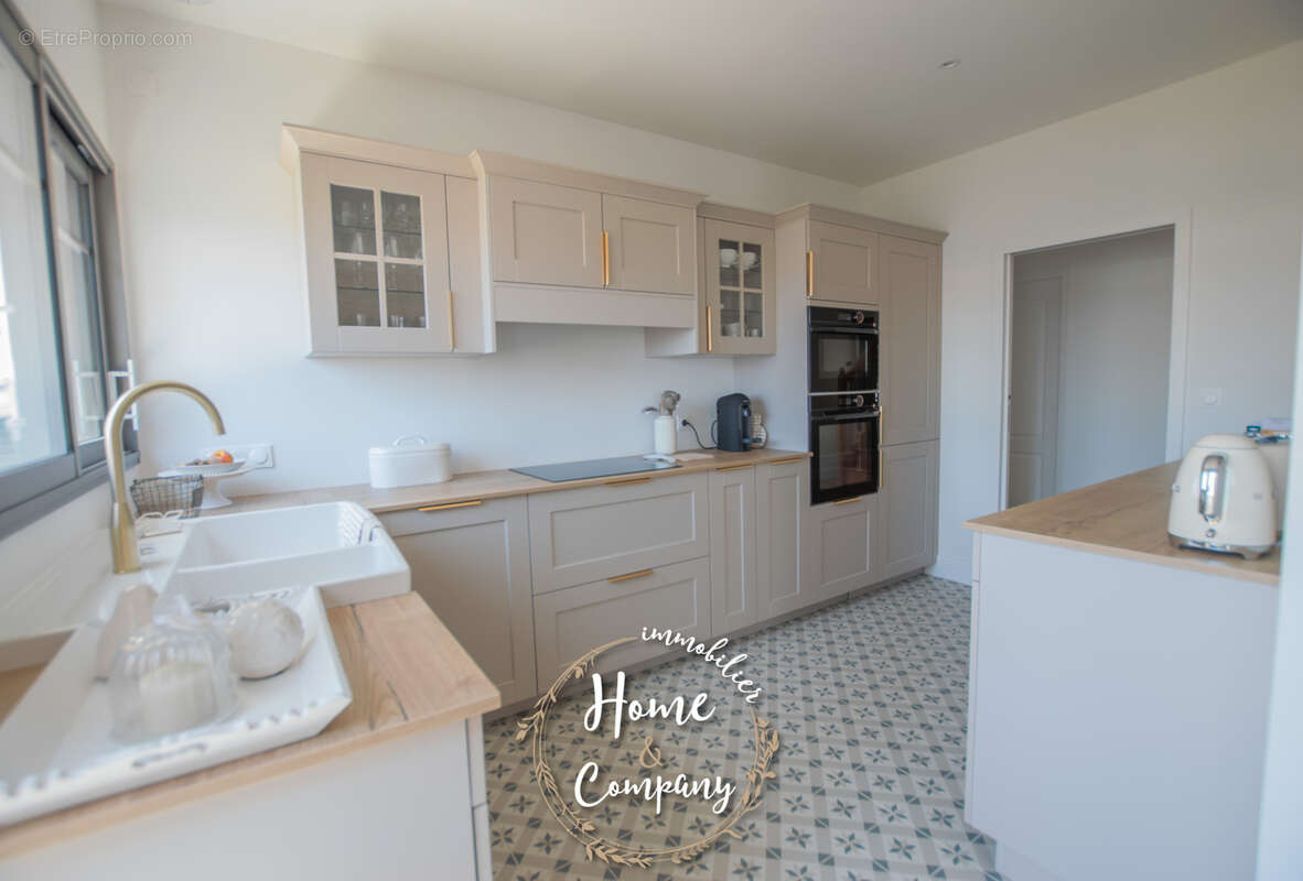 Maison à VAUX-SUR-MER