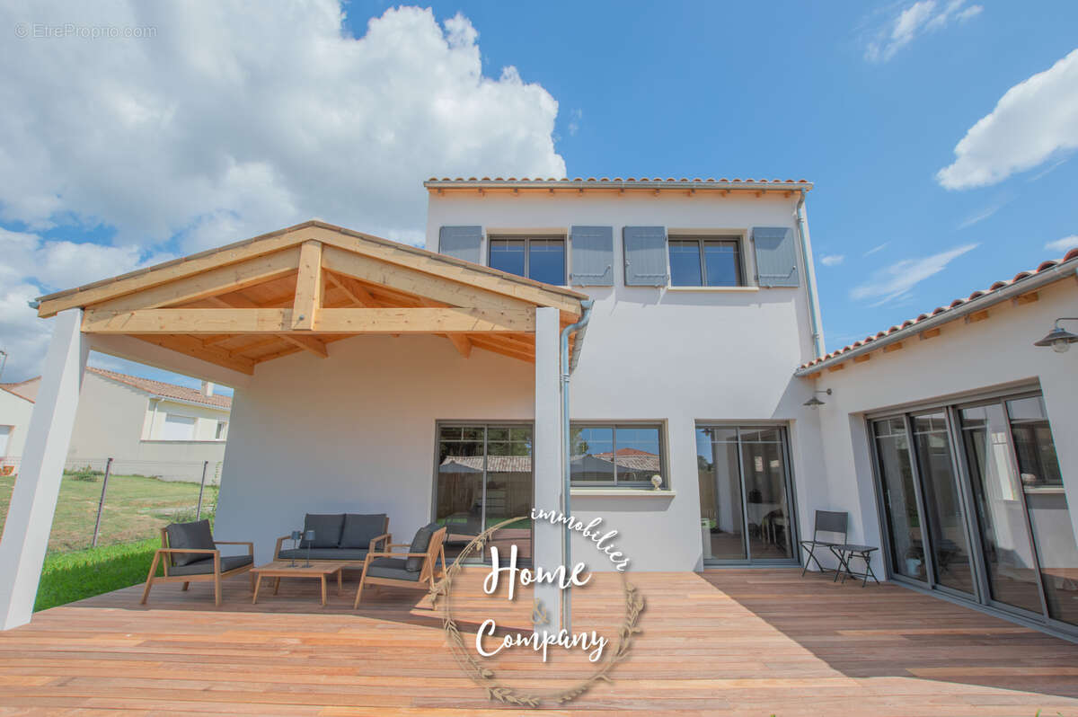 Maison à VAUX-SUR-MER