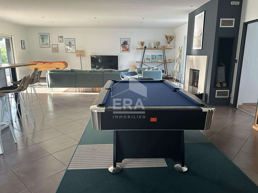 Maison à SAINT-EMILION