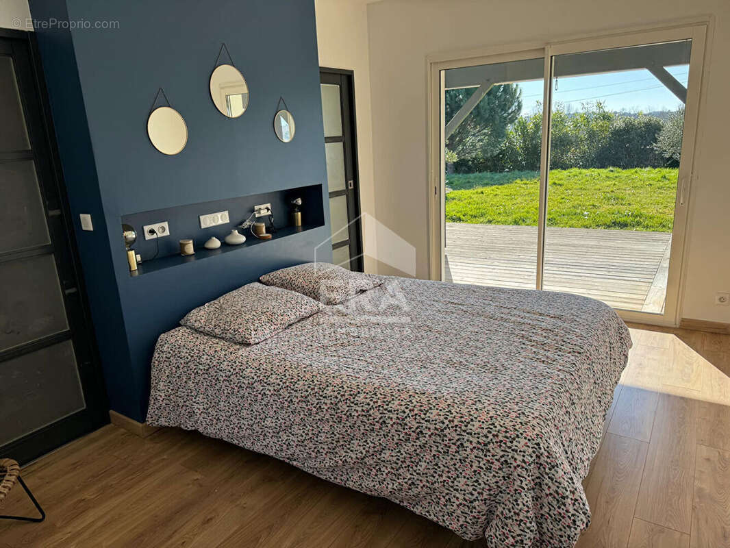 Maison à SAINT-EMILION