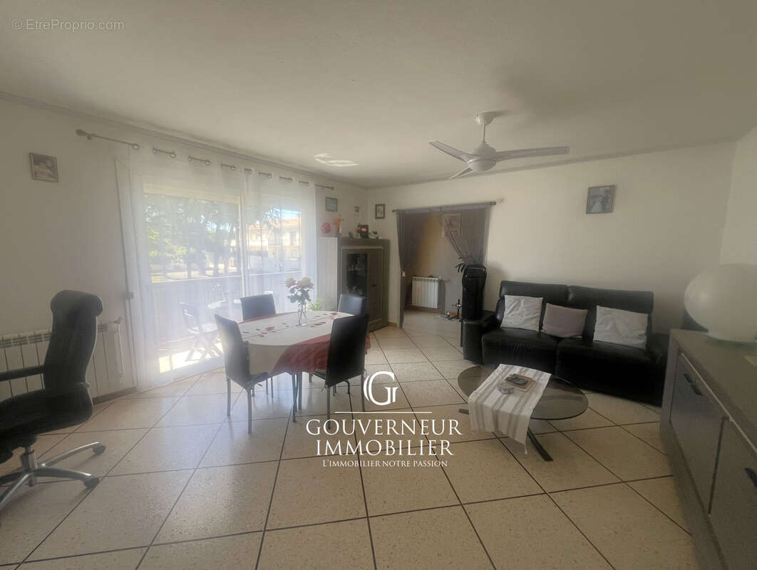 Appartement à SAINT-JEAN-DE-VEDAS