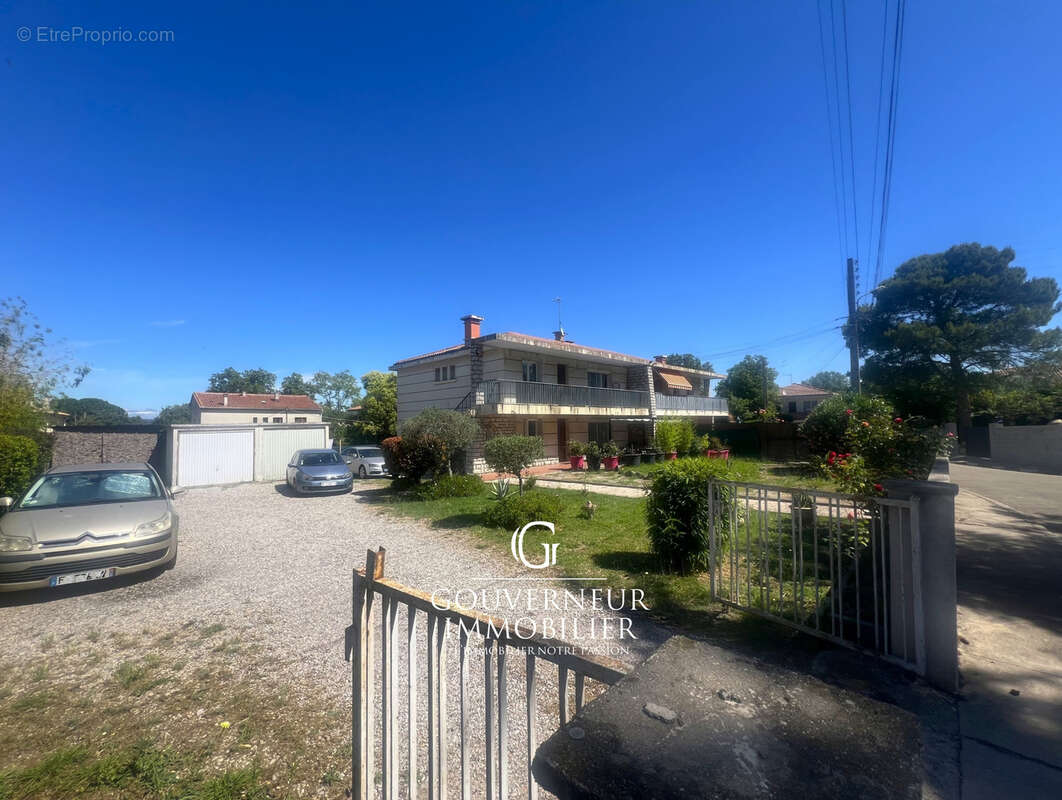 Appartement à SAINT-JEAN-DE-VEDAS