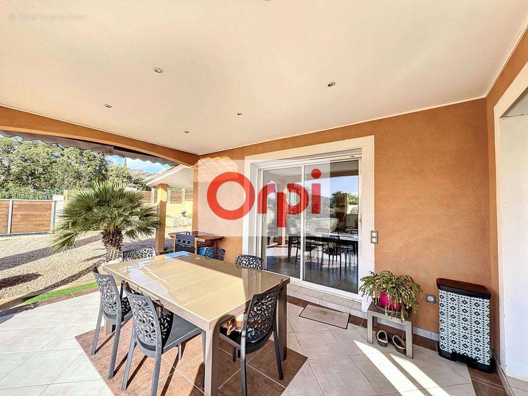 Maison à PORTO-VECCHIO