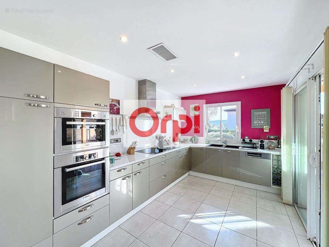 Maison à PORTO-VECCHIO