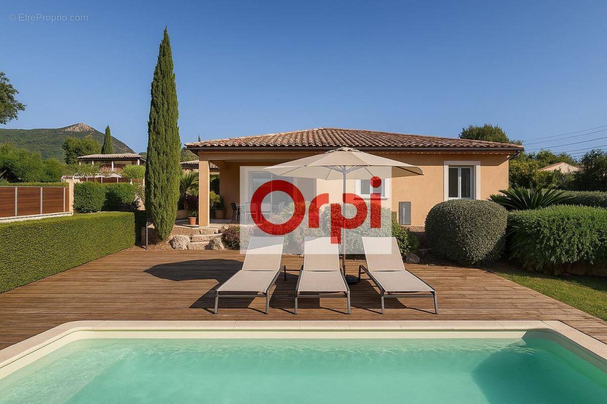 Maison à PORTO-VECCHIO