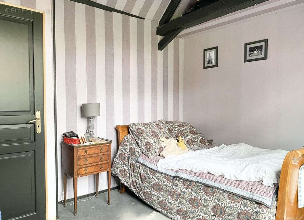 Maison à BAZOUGES-SUR-LE-LOIR