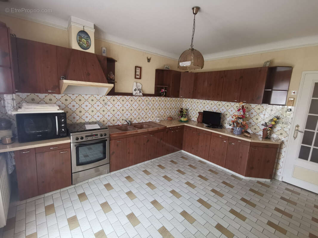 Maison à LA SUZE-SUR-SARTHE