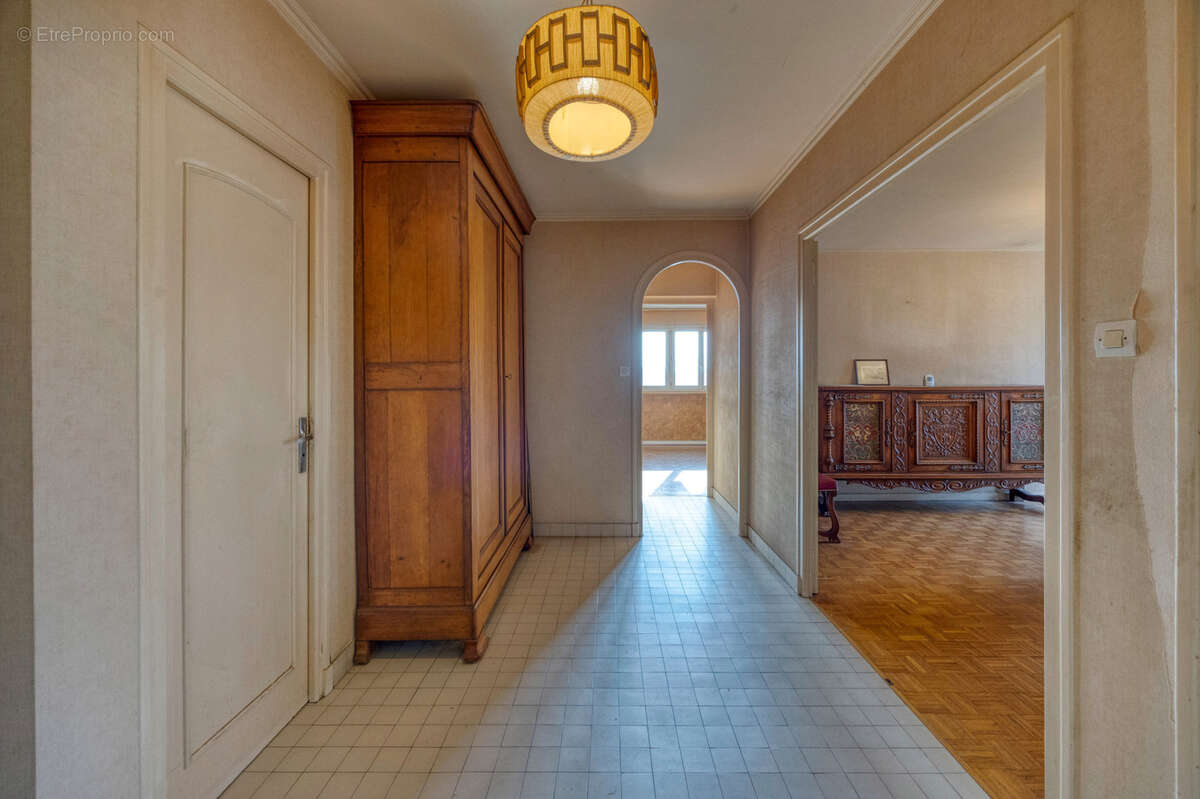 Appartement à MEYLAN