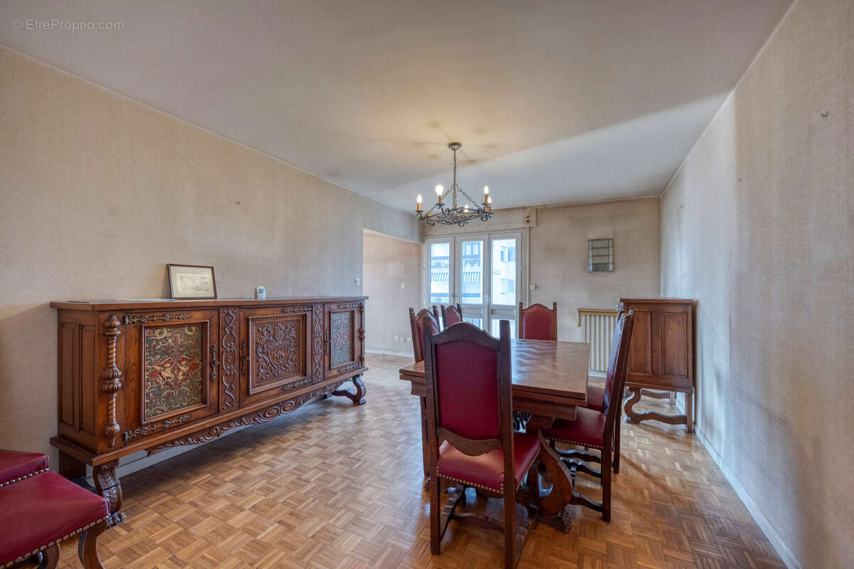 Appartement à MEYLAN