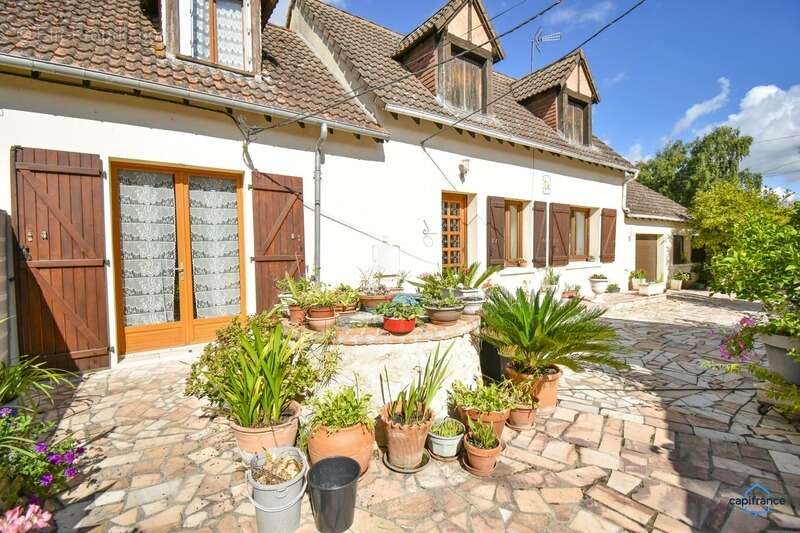 Maison à SELLES-SUR-CHER