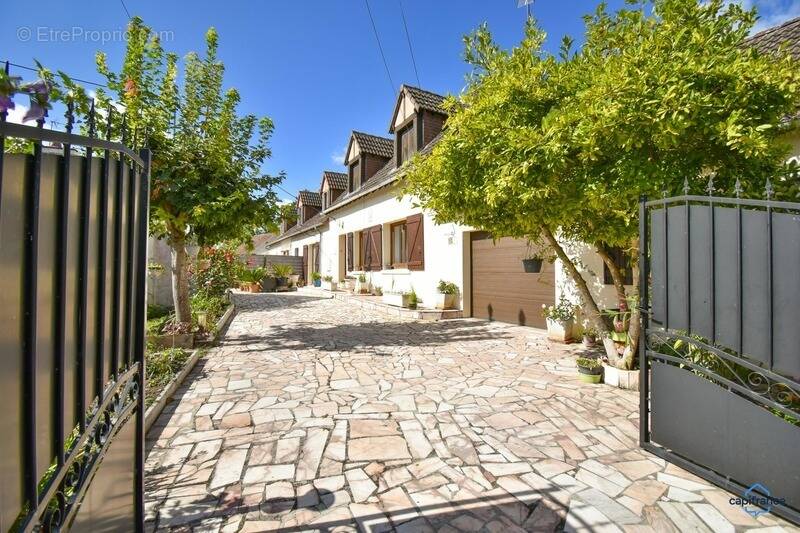 Maison à SELLES-SUR-CHER