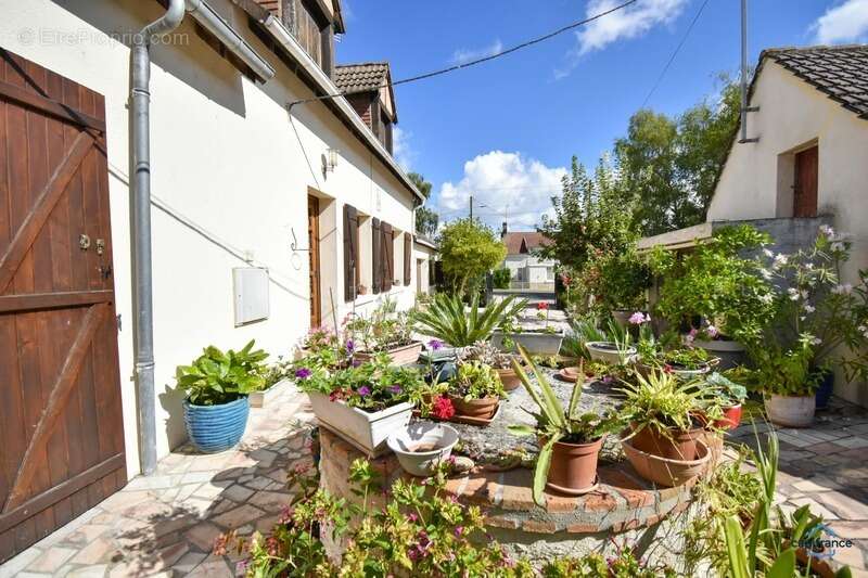 Maison à SELLES-SUR-CHER